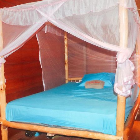הוילה Masokut Mentawai Ebay Playground Surfcamp מראה חיצוני תמונה